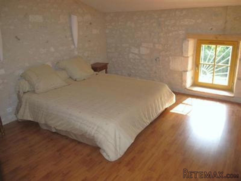 7 Bedrooms - Farm - Poitou-Charentes. - 2