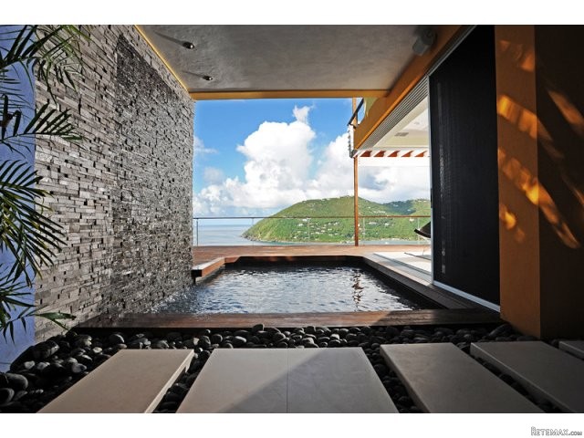 Tortola Virgin Islands, British 3.. - 2