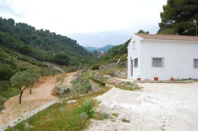 Villa - This 93m2 house is located in..
