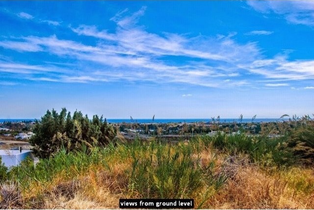 Plot for sale in Puerto Los Almendros..