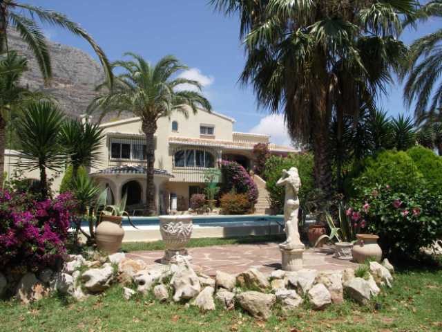 5 Bedroom Villa in Javea