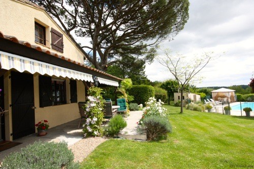 Attractive 4-bedroomed stone property..