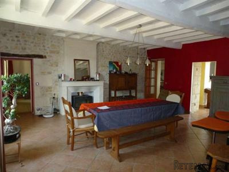 5 Bedrooms - House - Poitou-Charentes.. - 2