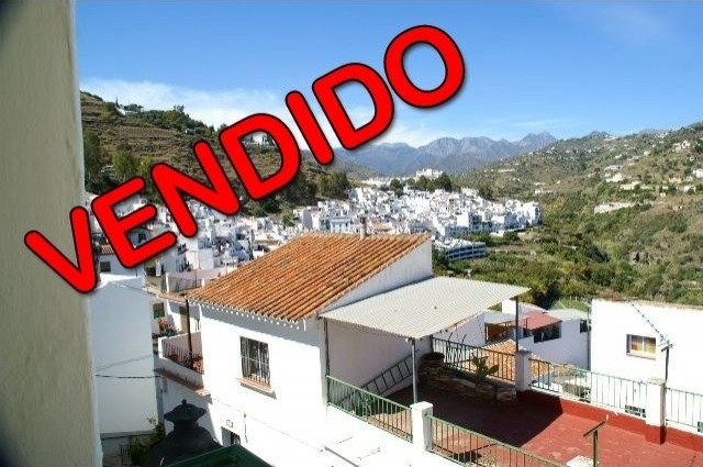 Town House for Sale in Torrox, Torrox..