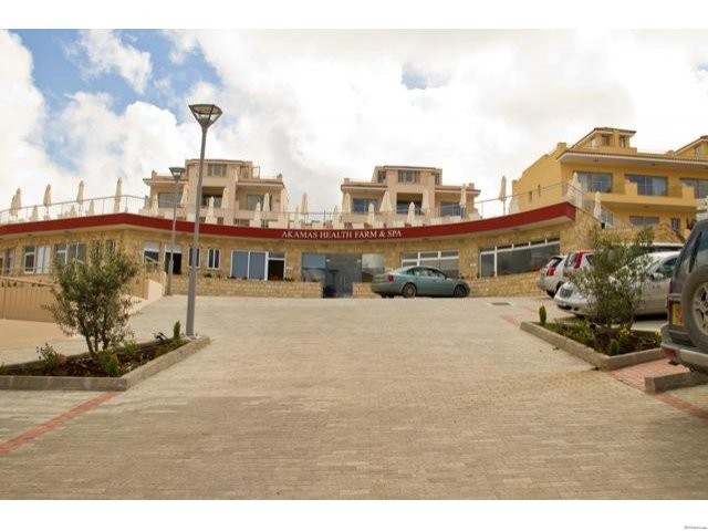 Five star luxury apartments and.. - 2