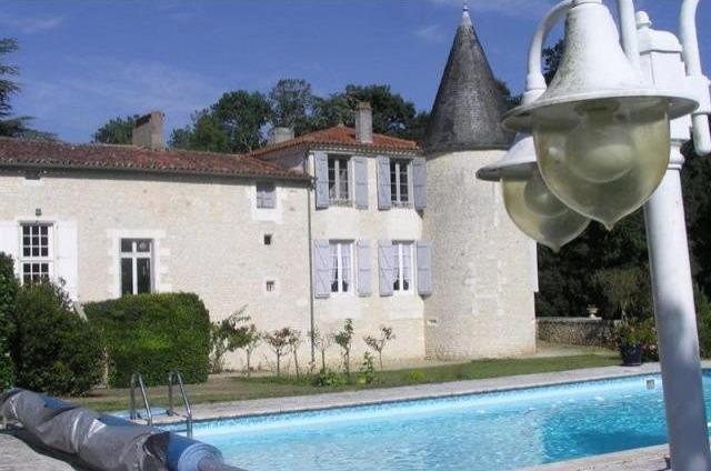 6 bedroom Manor House For Sale: 17000.. - 2