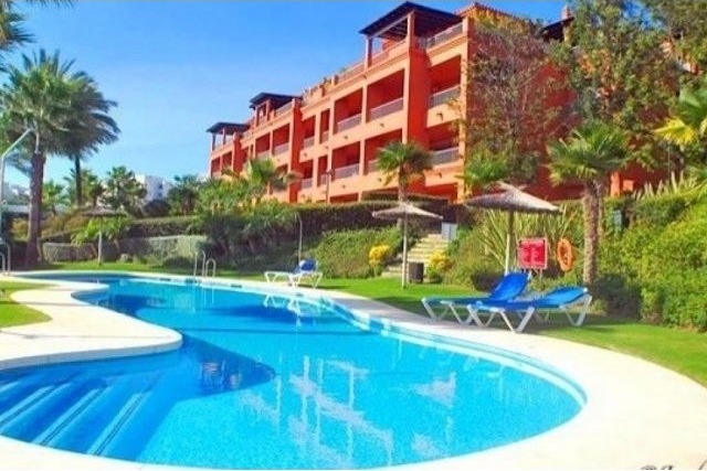 Fantastic Sea & Golf View 3 Bed..