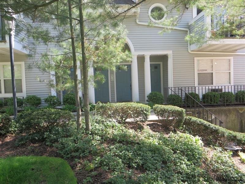 1 bedroom House For Sale: 36 Greenridge.. - 2