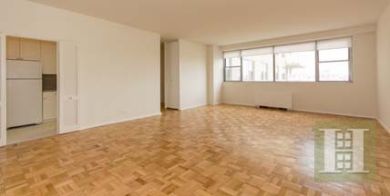 1 bedroom Apartment For Sale: 2500..