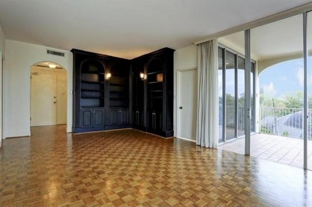 1 bedroom Flat For Sale: 3711 San.. - 2
