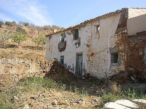 Ruin - Semi-detached two-storey ruin of..