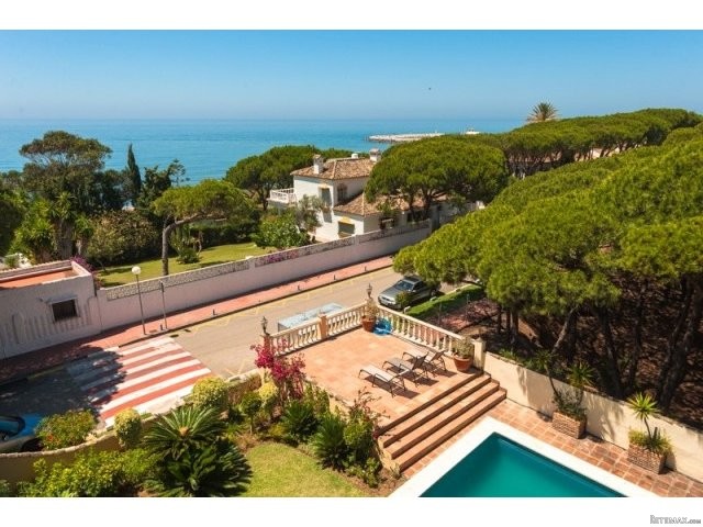 4 Bedrooms - Villa - Malaga - For Sale - 2