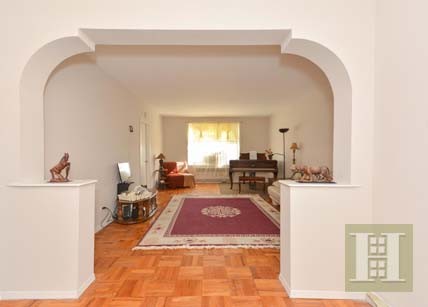 2 bedroom Apartment For Sale: 5601..