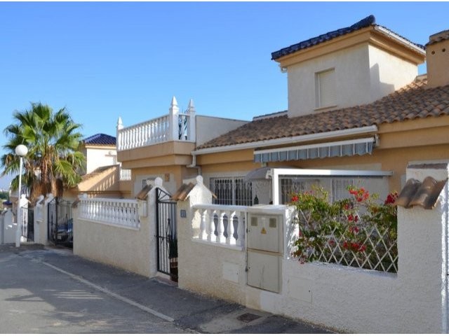 2 Bedrooms - Property - Alicante -..