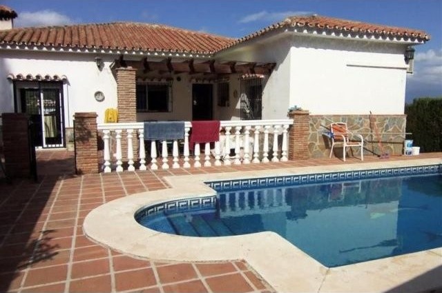 Villa - Fantastic 3 bedroom, 2 bathroom..