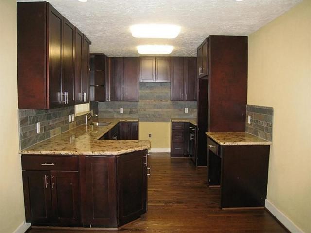 2 bedroom Apartment For Sale: 5540 Rand.. - 2