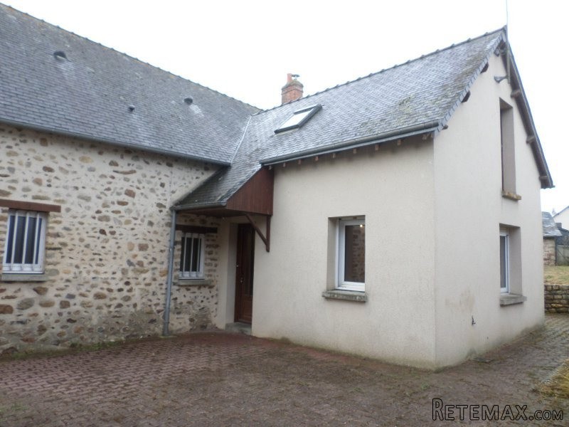Village House 15 Minutes From Town