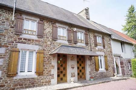 Nice Farmhouse with Outbuilding