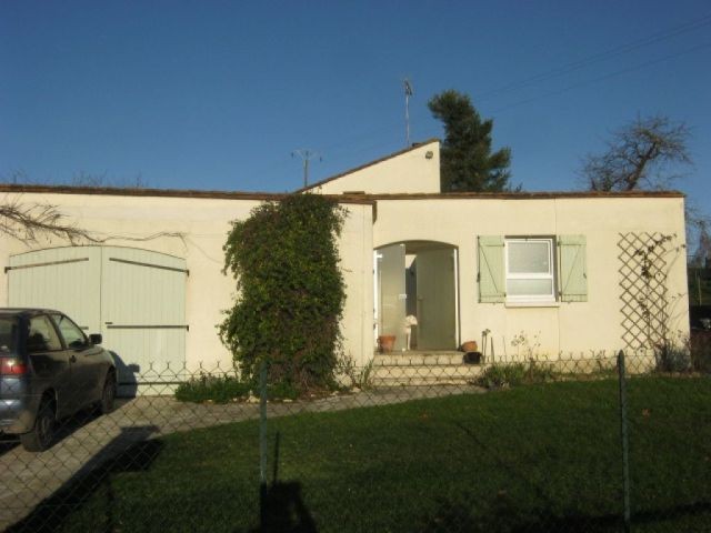 1/2 bedroom(s) house, near Grassac