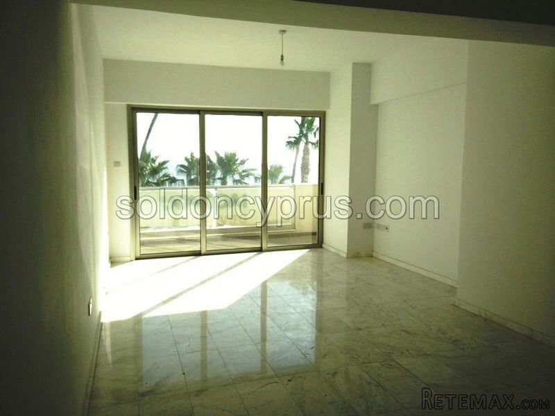 3 Bedrooms - Apartment - Larnaca - For.. - 2