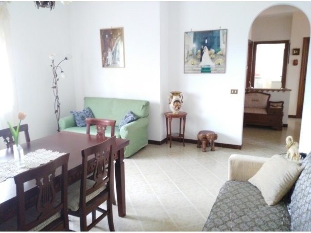 4 Bedrooms - House - For Sale - 2