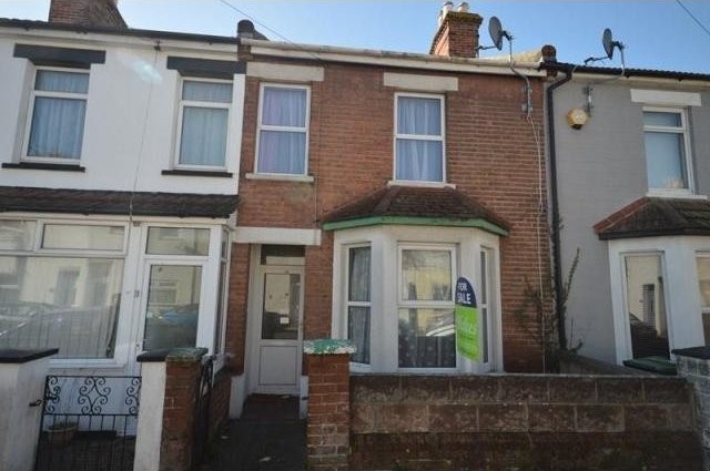 2 bedroom Terraced House For Sale:..