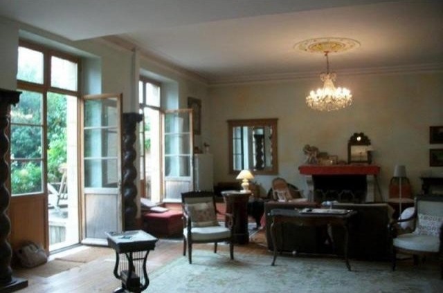 8 bedroom Town House For Sale: 79000.. - 2