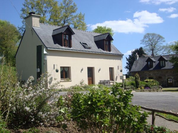 Gite Complex, 4 Guest Gites, Lakeside - 2