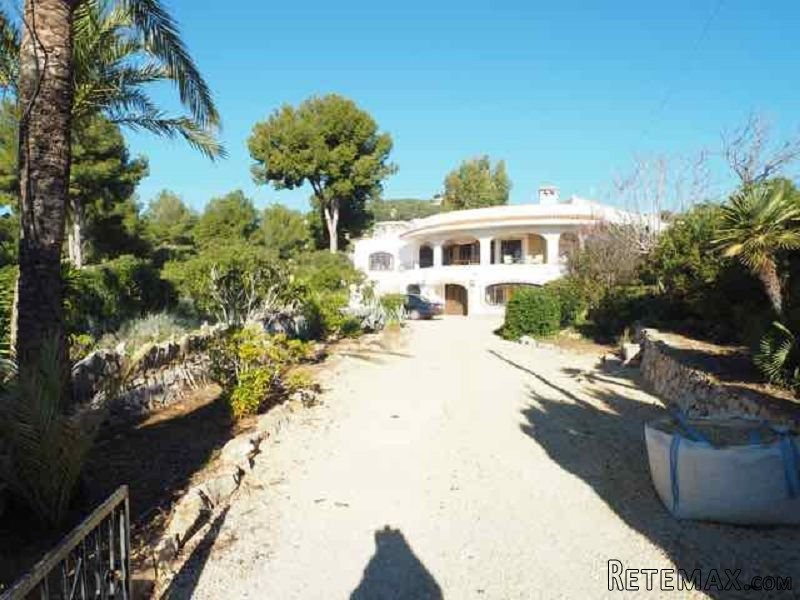 4 Bedrooms - Villa - Alicante - For Sale