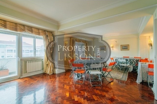 Luxury 4+1 bedroom 4-bathroom..