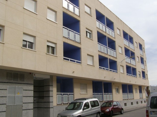 2 Bedrooms - Property - Alicante - For..