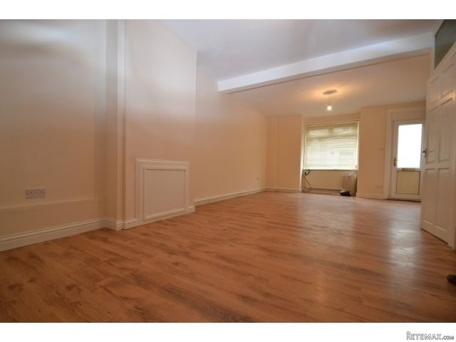 3 bedroom house in QUEENBOROUGH