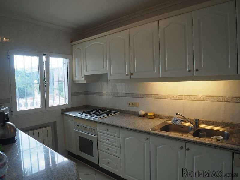 4 Bedrooms - Villa - Alicante - For Sale - 2