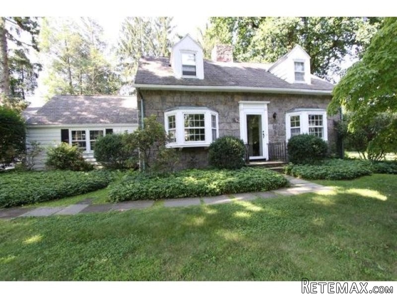 3 bedroom Residence For Sale:..