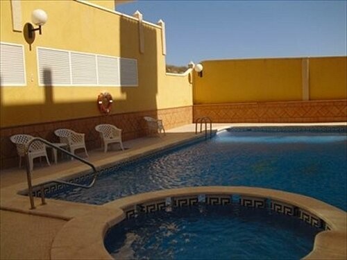 * 2 BED APARTMENT - 2