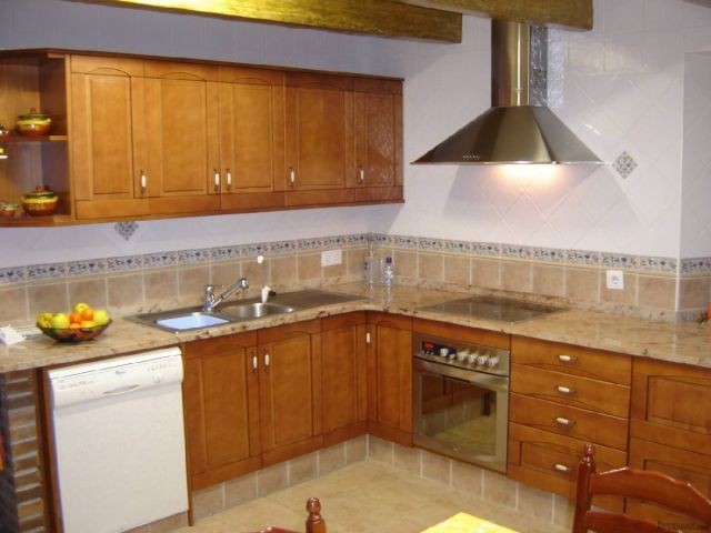 5 Bedrooms - Country House - Girona -.. - 2
