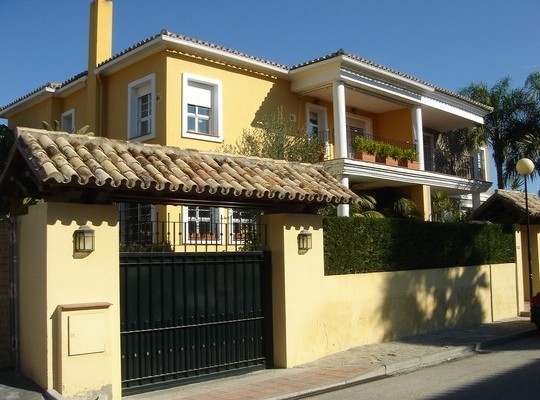 Semi-Detached for sale in Guadalmina..