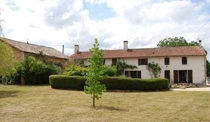 Beautiful 5 bed country home with pool..