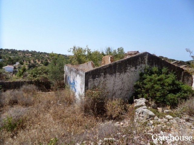 Plot & Ruins For Sale In Santa Barbara.. - 2