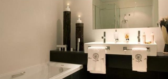 2 bedroom Flat For Sale: BARCELONA..