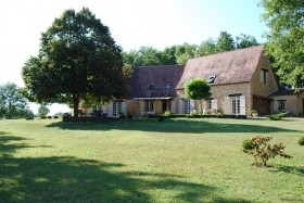 Attractive Perigourdine House With..