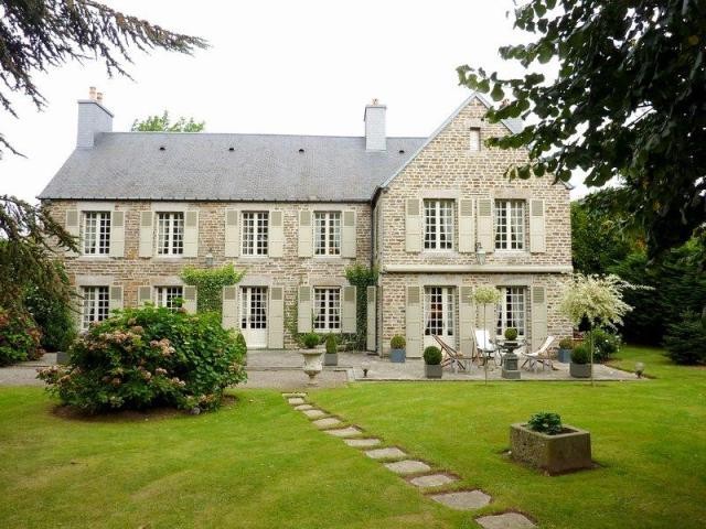 Maison / Villa - Demeure Conde Sur..