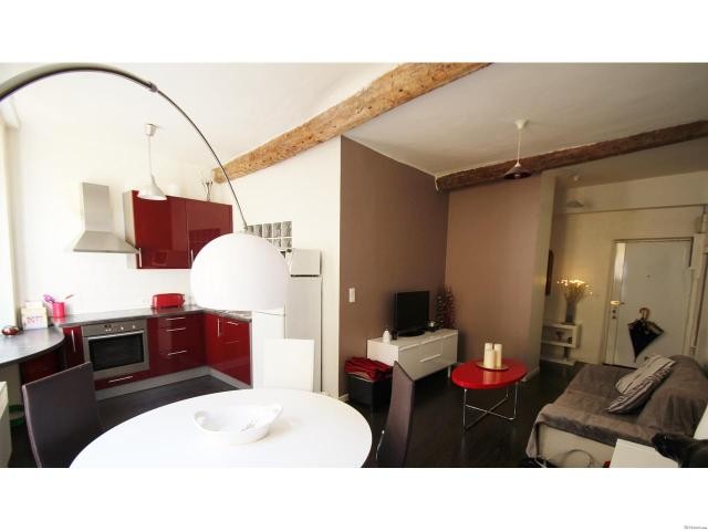 Bright apartment with fabulous decor in..