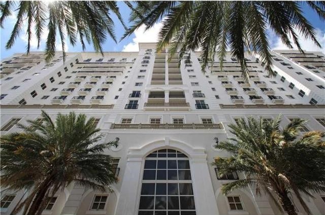 1 bedroom Flat For Sale: 10 ARAGON AV #..