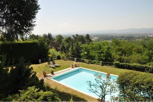 7 bedroom House For Sale: 69370 SAINT.. - 2