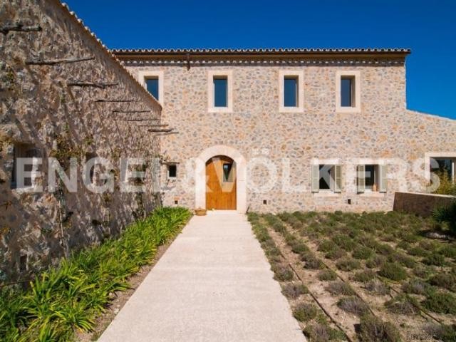 Luxurious country estate near Arta - 2