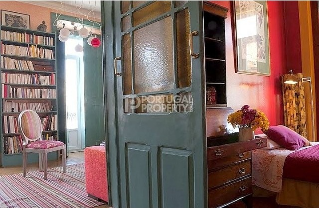 Trendy 3 Bedroom Apartment In Lisbon - 2