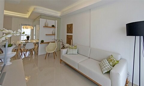 2 BED APARTMENT CLOSE TO BEACH - 2
