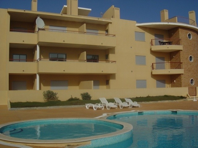 APARTMENT NEAR THE BEACH - 2