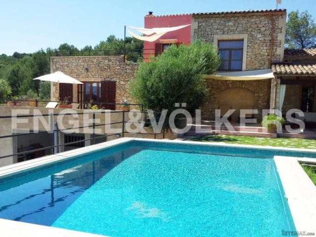 Finca with fantastic panoramic views